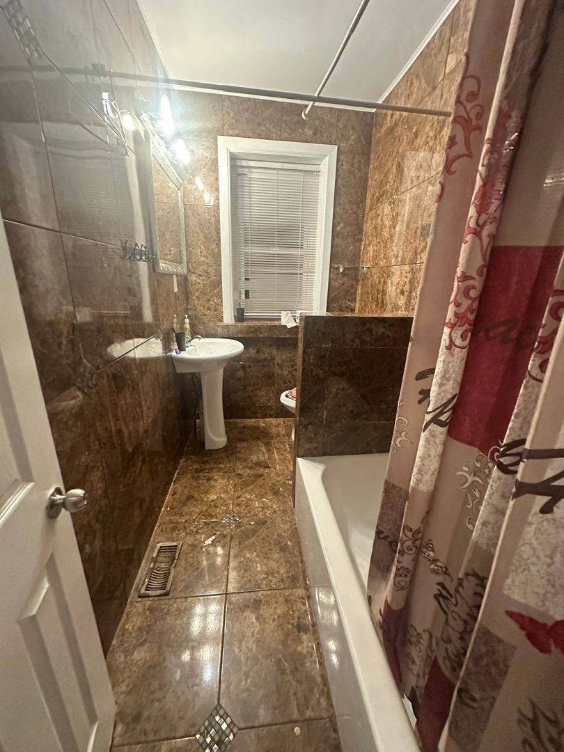 Apartment for rent at 5446 Walnut St, Philadelphia, PA 19139
