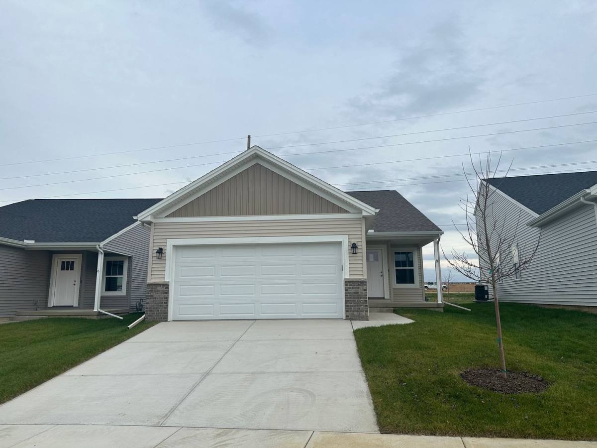 Apartment for rent at 8-14 Megan Court, Bloomington, IL 61705
