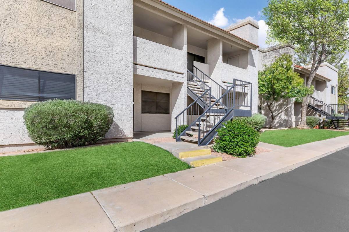 Apartment for rent at 234 N 75th St, Mesa, AZ 85207