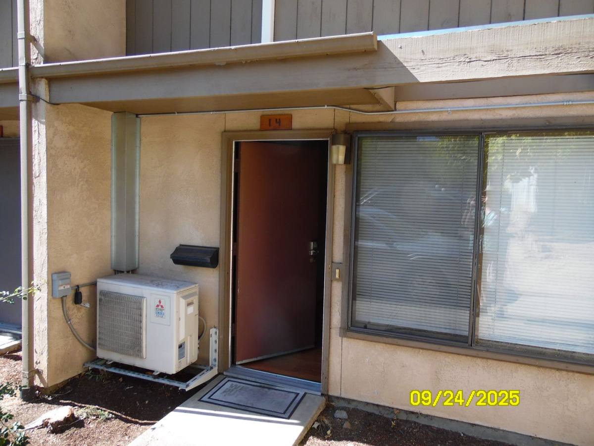 Apartment for rent at 1050 Spring St, Medford, OR 97504