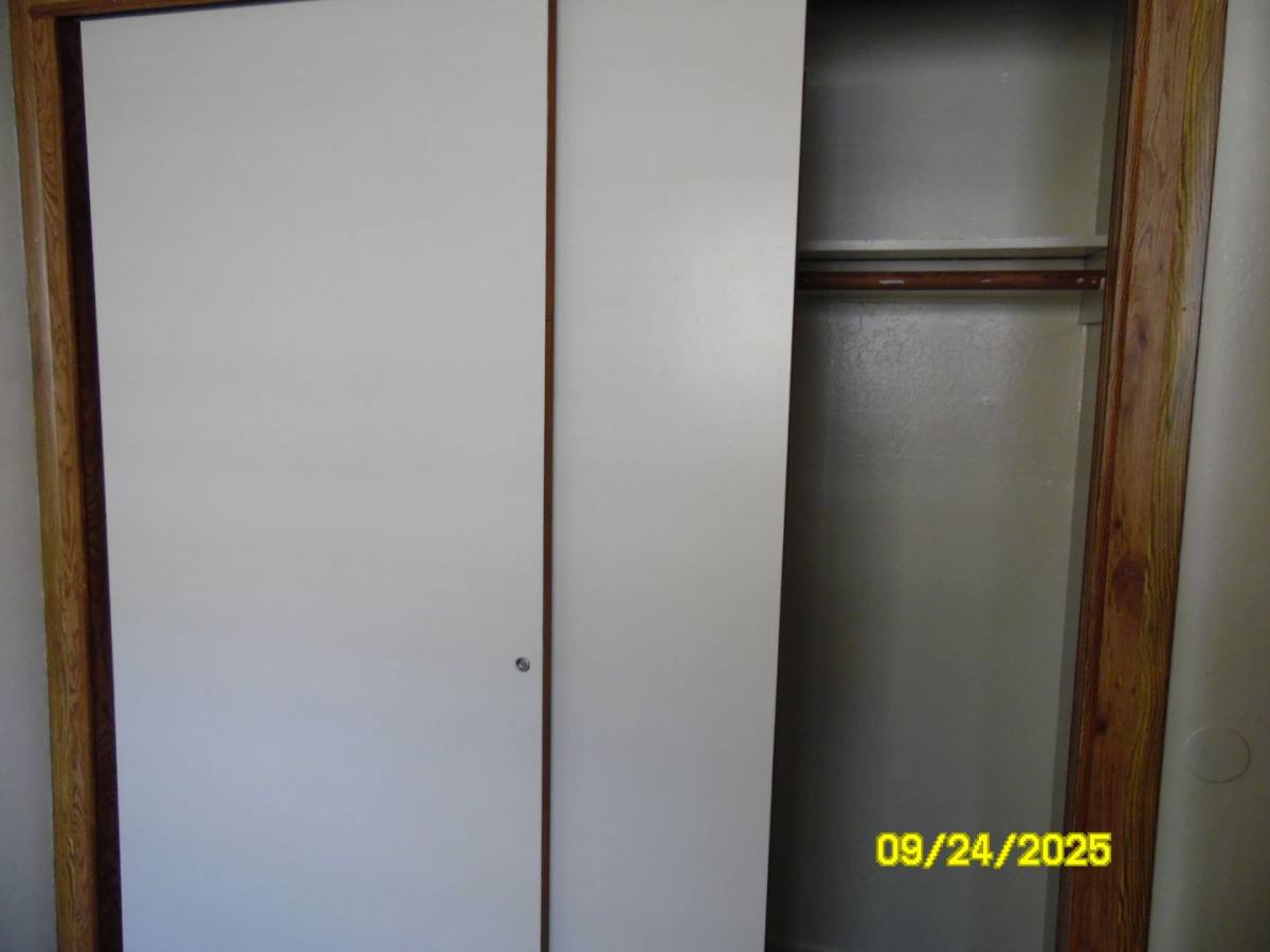 Apartment for rent at 1050 Spring St, Medford, OR 97504