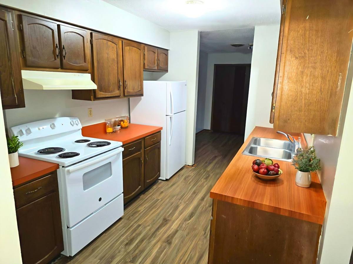 Townhouse for rent at 3904-3910 N Franklin St, Muncie, IN 47303