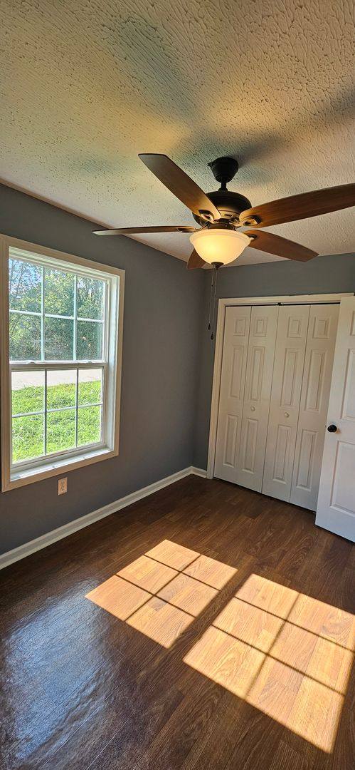 House for rent at 319 Jack Hunt Rd, Tompkinsville, KY 42167