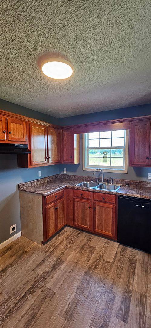 House for rent at 319 Jack Hunt Rd, Tompkinsville, KY 42167