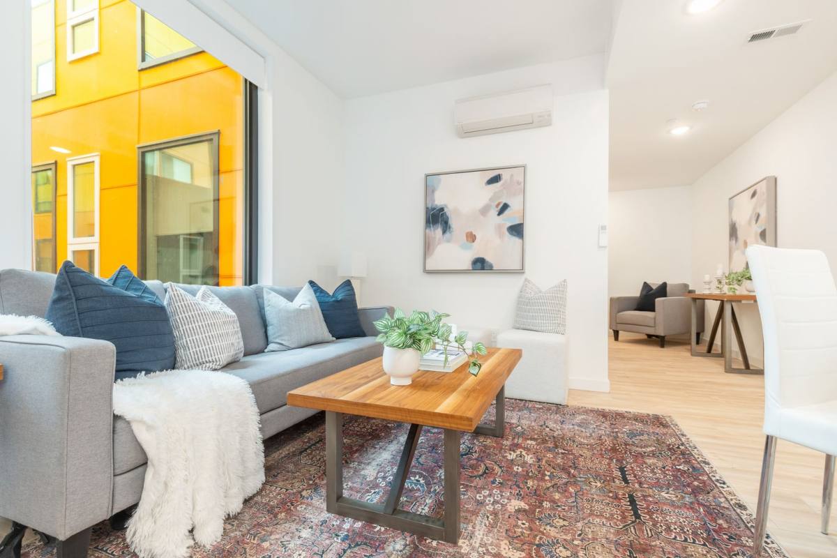 Apartment for rent at 1131-39 N Front St, Philadelphia, PA 19123