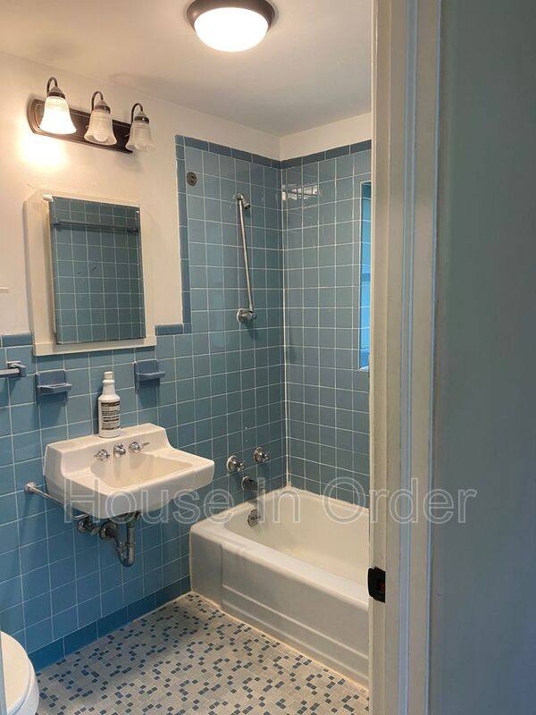 Apartment for rent at 30 Edgemont Rd #27, Asheville, NC 28801