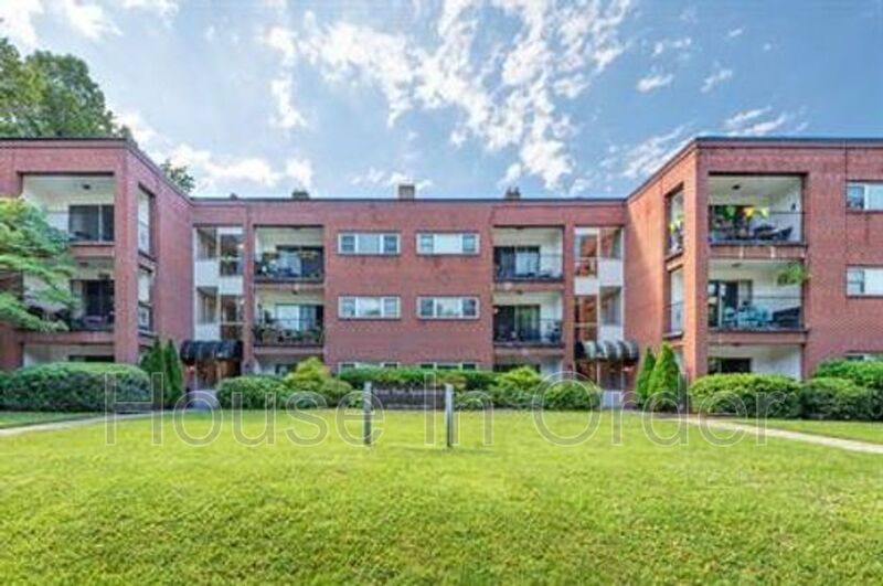 Apartment for rent at 30 Edgemont Rd #27, Asheville, NC 28801