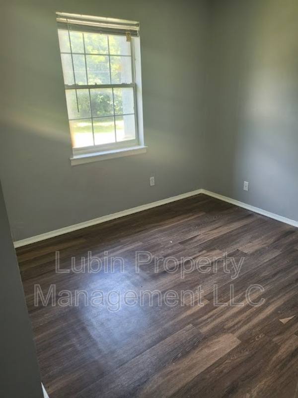Apartment for rent at 3250 Guernsey Ave #7, Memphis, TN 38112