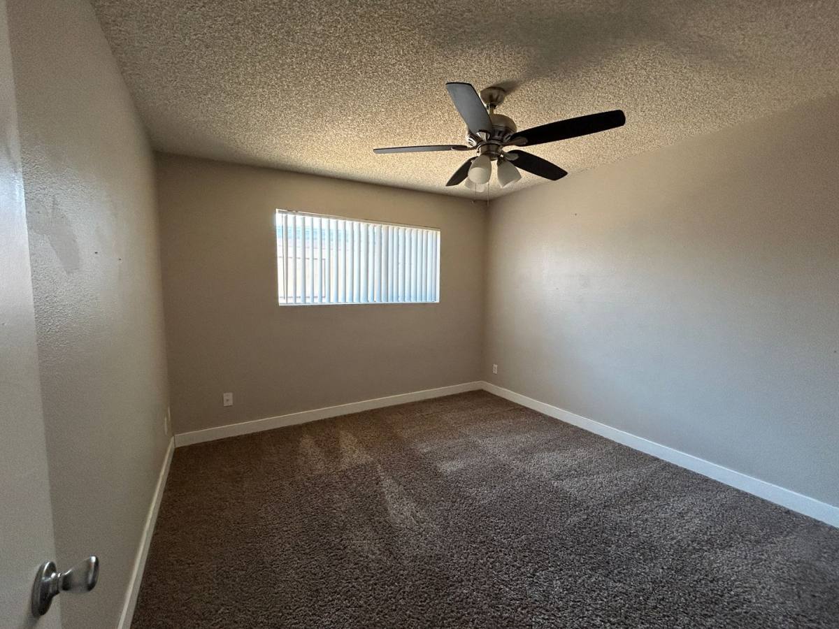 Townhouse for rent at 859 S Extension Rd, Mesa, AZ 85210