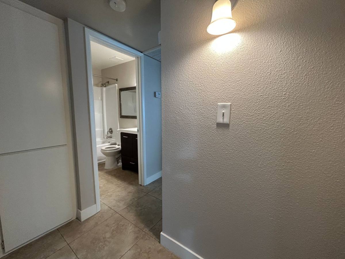 Townhouse for rent at 859 S Extension Rd, Mesa, AZ 85210
