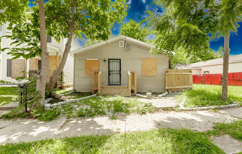 House for rent at 1722 Gallagher St, Louisville, KY 40210