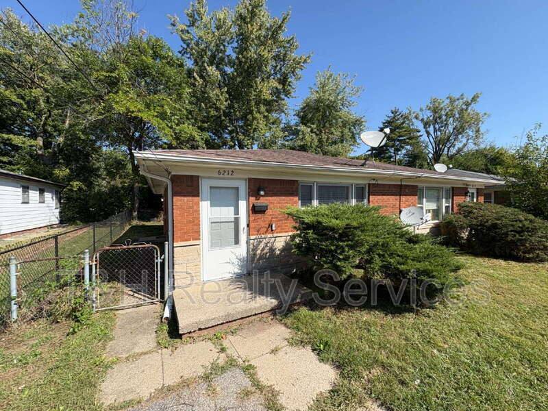 Apartment for rent at 6212 Eastridge Dr, Indianapolis, IN 46219