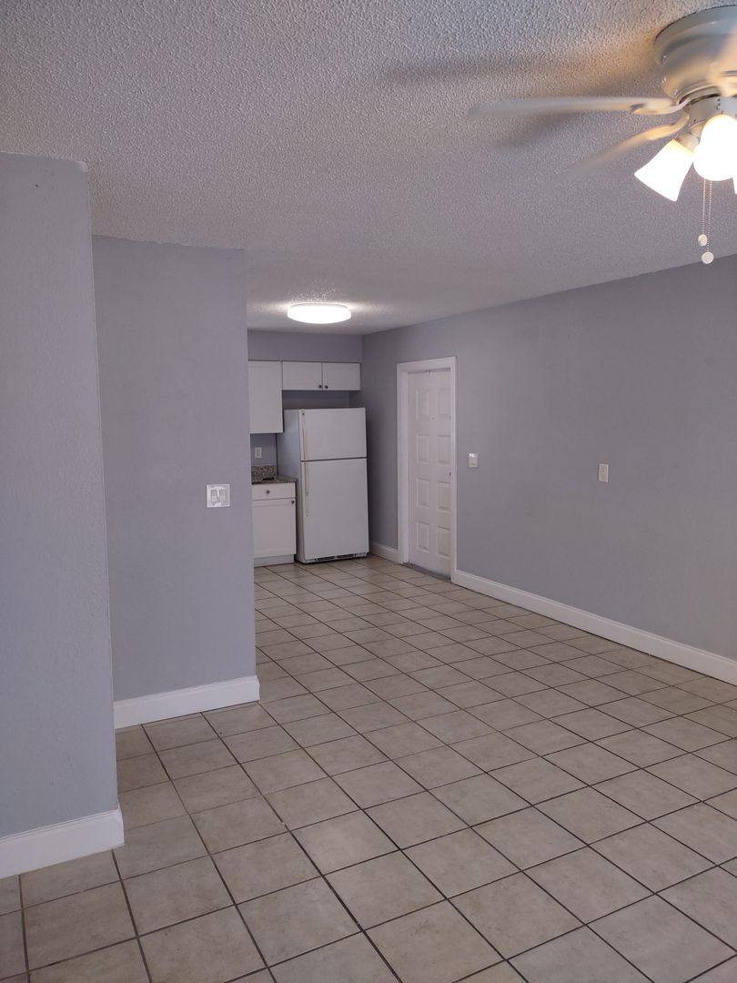 Apartment for rent at 5702 N Lincoln Ave, Tampa, FL 33614