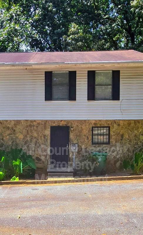 Apartment for rent at 917 S Indian Creek, Stone Mountain, GA 30083