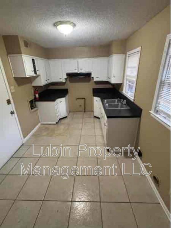 House for rent at 2037 Durham Ave, Memphis, TN 38127