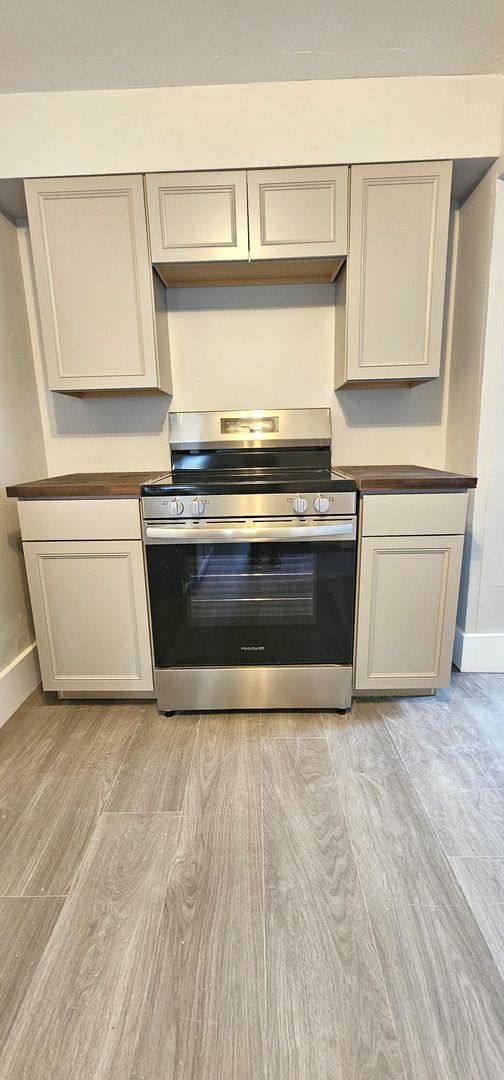Apartment for rent at 55-57 Rose St, Burlington, VT 05401