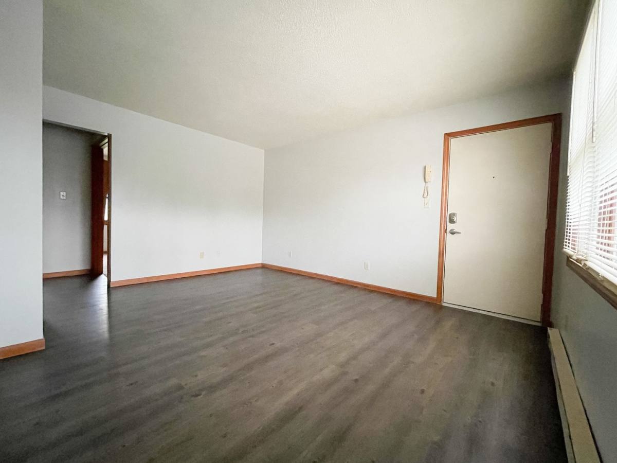 Apartment for rent at 111 E Streeter Ave, Muncie, IN 47303