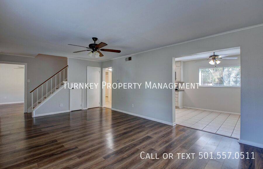 House for rent at 7 Fairbrook Dr, Little Rock, AR 72205
