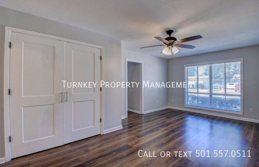 House for rent at 7 Fairbrook Dr, Little Rock, AR 72205