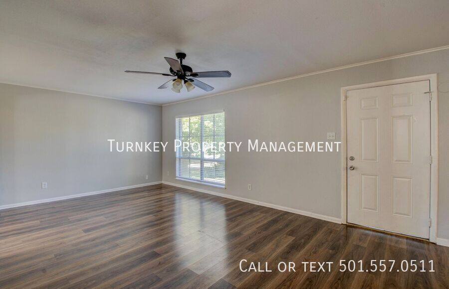 House for rent at 7 Fairbrook Dr, Little Rock, AR 72205
