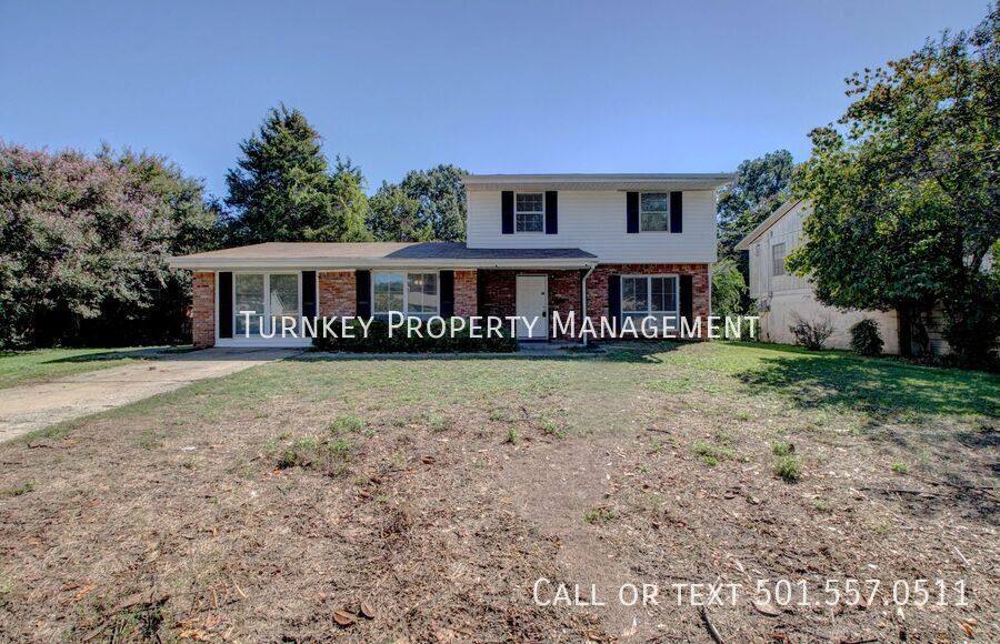 House for rent at 7 Fairbrook Dr, Little Rock, AR 72205