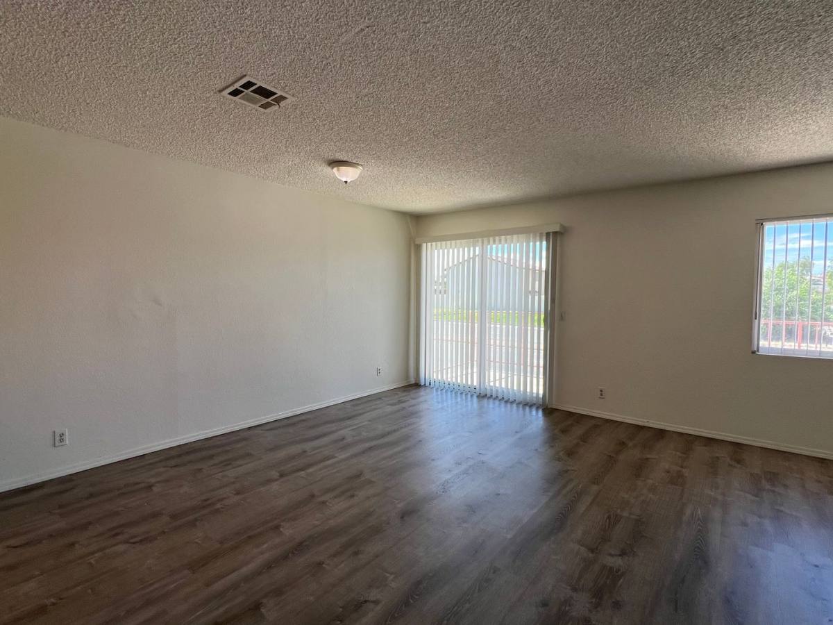 Apartment for rent at 1161 Barstow Rd, Barstow, CA 92311