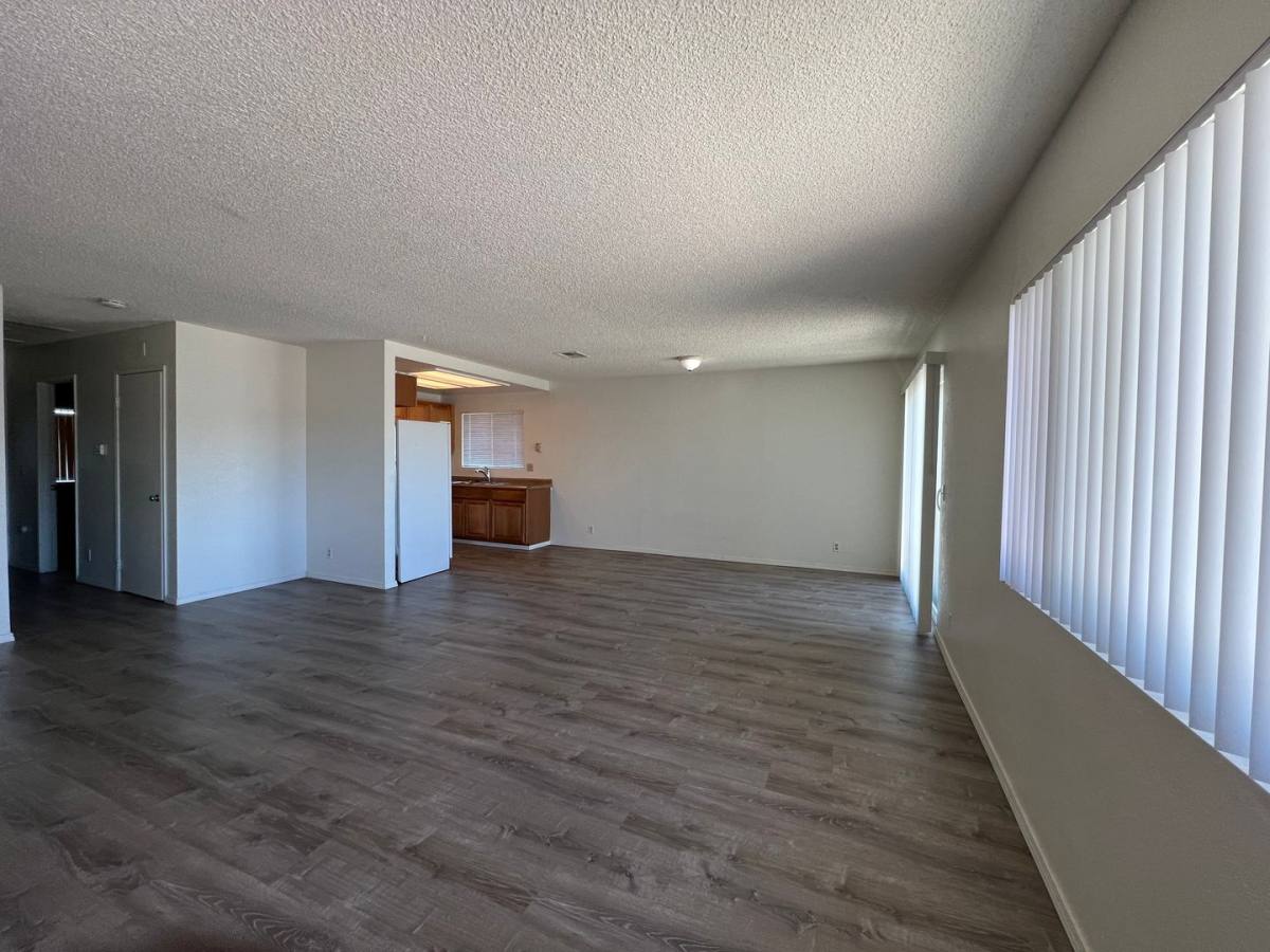 Apartment for rent at 1161 Barstow Rd, Barstow, CA 92311
