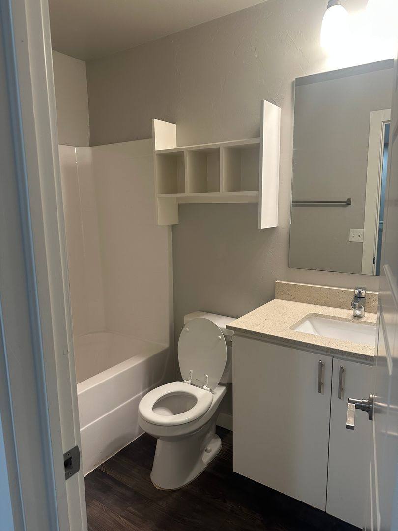 Townhouse for rent at 736 SW 14th St, Oklahoma City, OK 73160