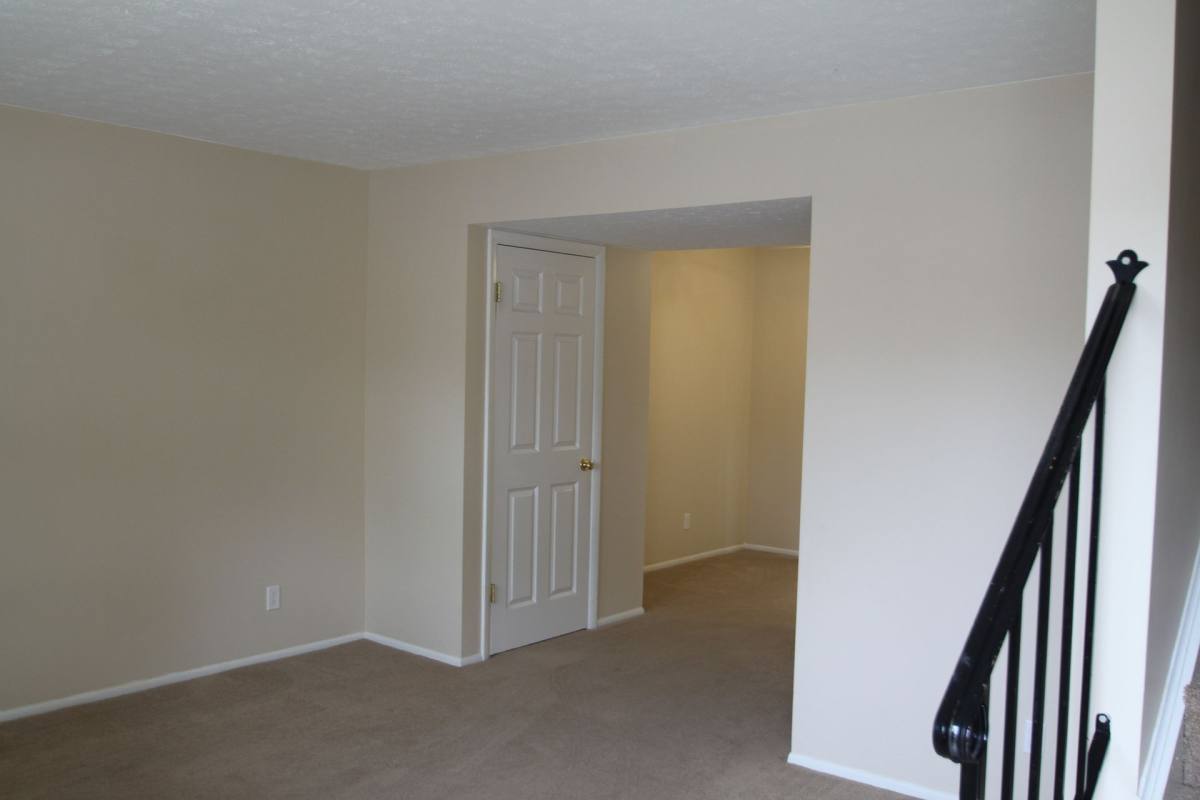 Apartment for rent at 323 Orchard Lane, Saint Clairsville, OH 43950