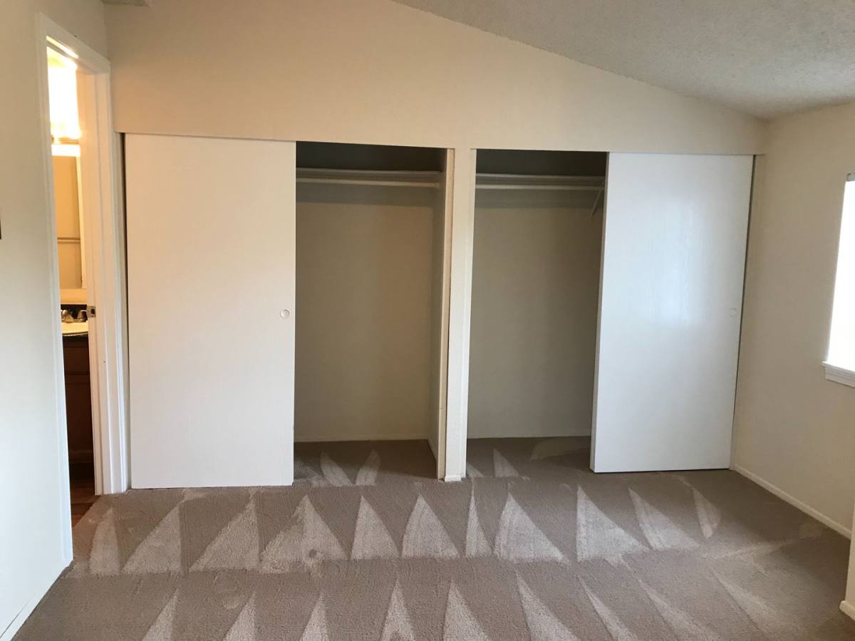 Apartment for rent at 4259 8th Ave NE, Seattle, WA 98105