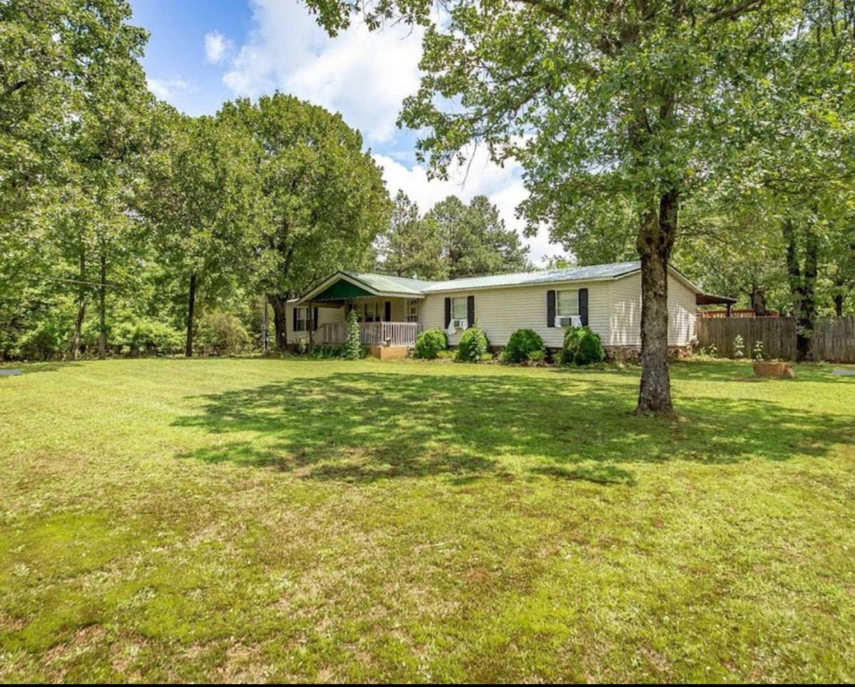 Apartment for rent at 198 Oak Forrest Rd, Searcy, AR 72143