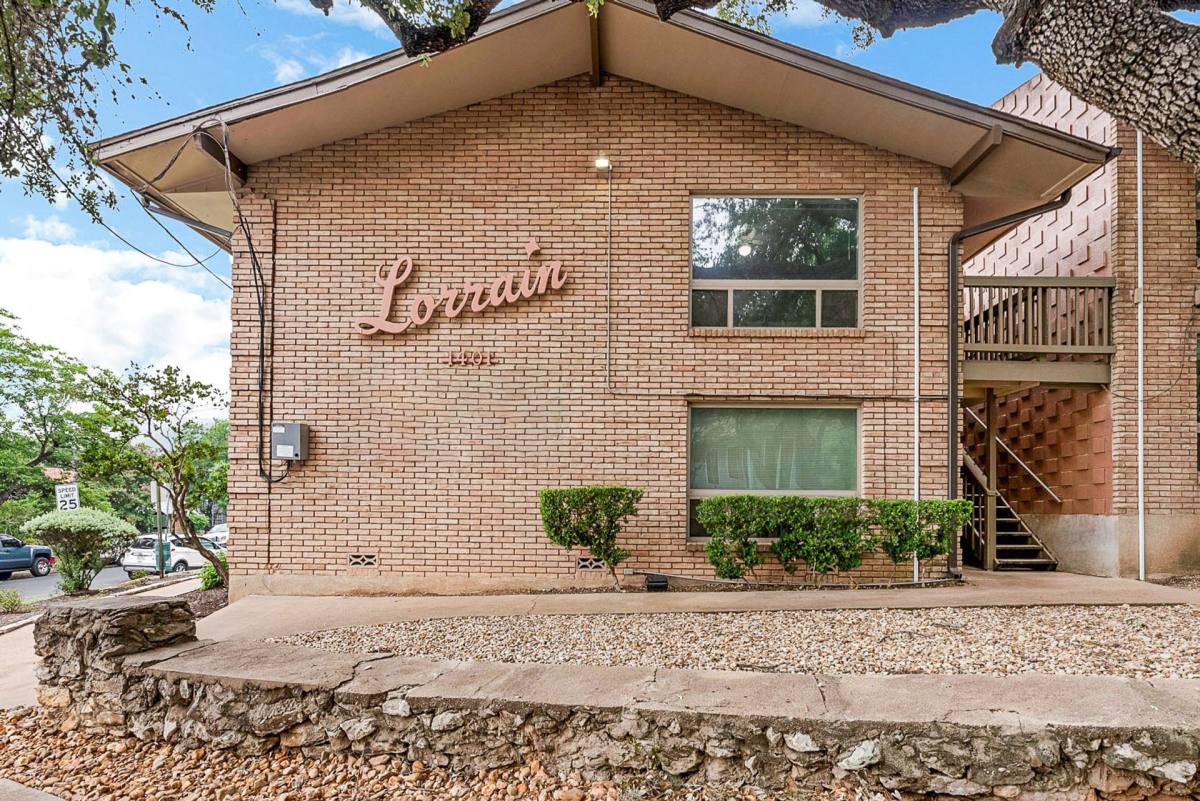 Apartment for rent at 1401 Enfield Rd, Austin, TX 78703