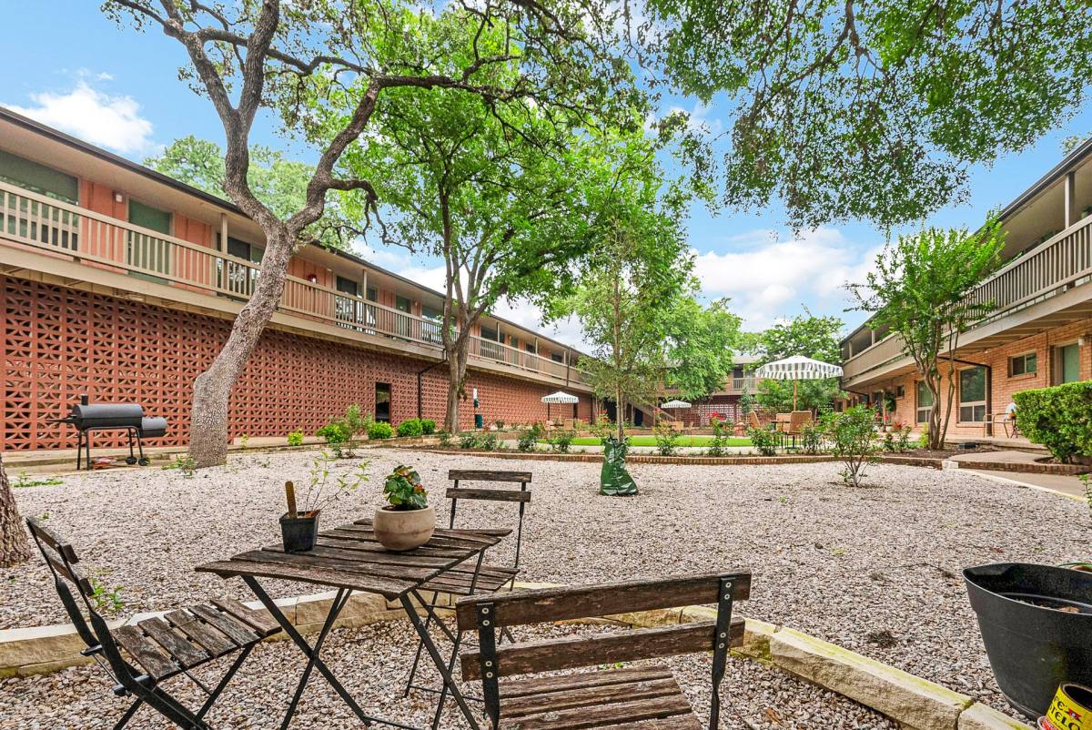 Apartment for rent at 1401 Enfield Rd, Austin, TX 78703