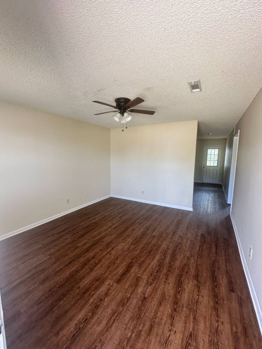 Apartment for rent at 1603 Victory St, Valdosta, GA 31601
