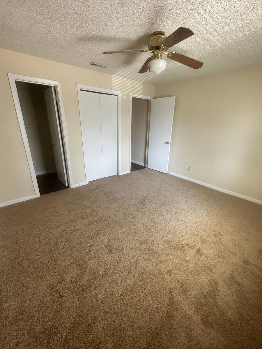 Apartment for rent at 1603 Victory St, Valdosta, GA 31601