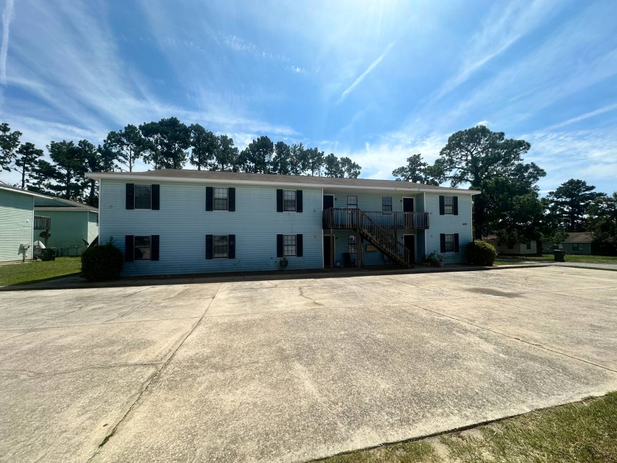 Apartment for rent at 1603 Victory St, Valdosta, GA 31601