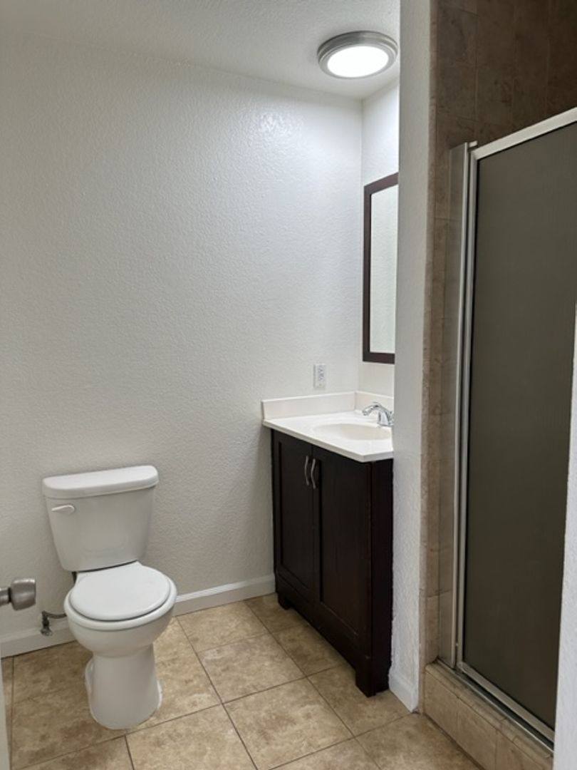 Apartment for rent at 10323 Woodbine St, Los Angeles, CA 90034