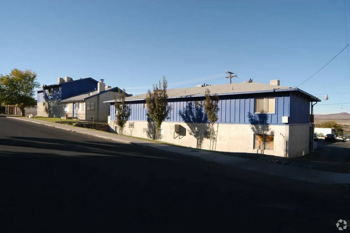 Apartment for rent at 511-517 E Fredricks, Barstow, CA 92311