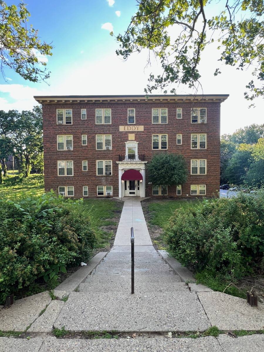 Apartment for rent at 1120 Polk Blvd #412, Des Moines, IA 50311