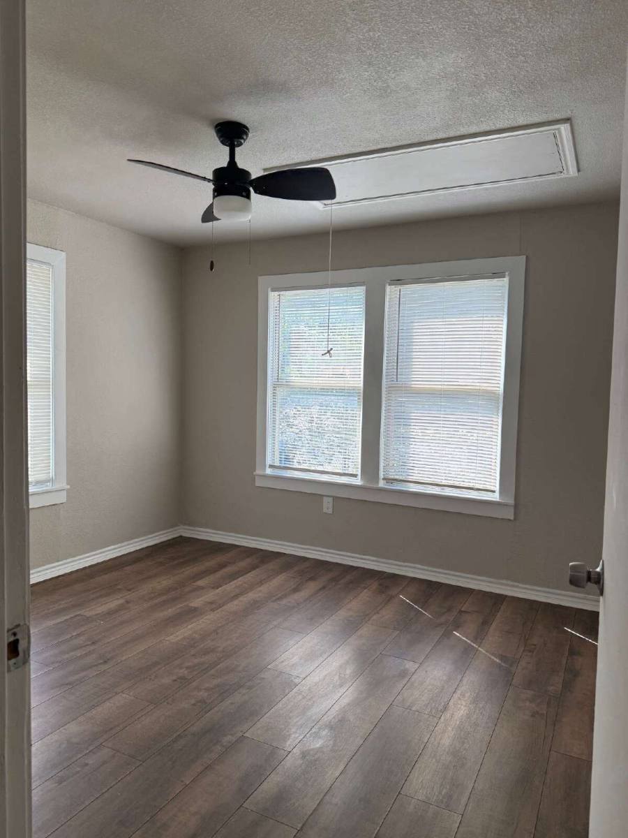 Townhouse for rent at 335 Monticello Court #1, San Antonio, TX 78223