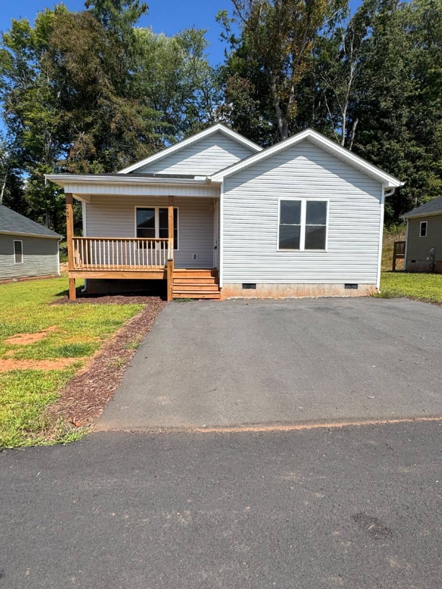 House for rent at 247 Quinn Hill Lane, Mars Hill, NC 28754