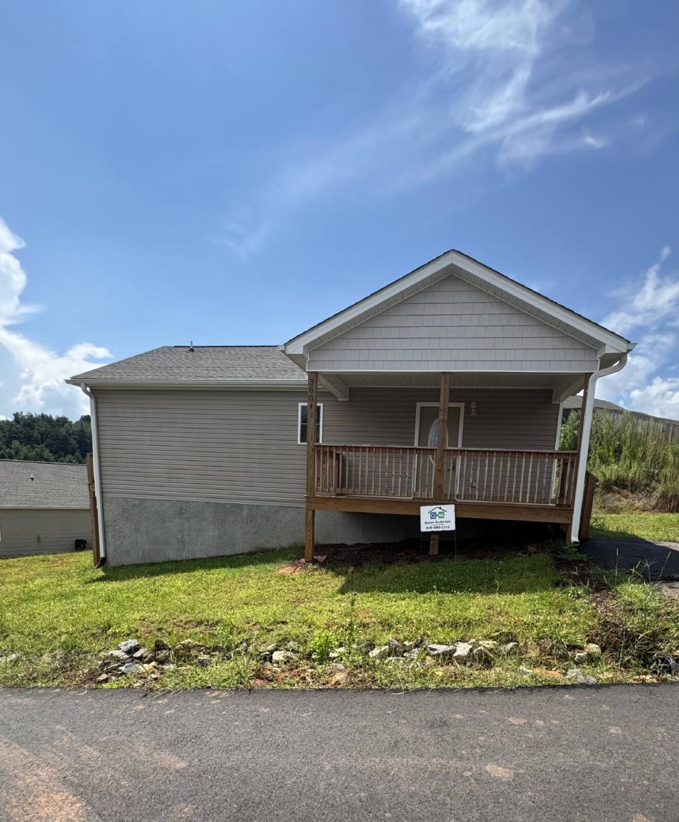 House for rent at 380 Quinn Hill Lane, Mars Hill, NC 28754