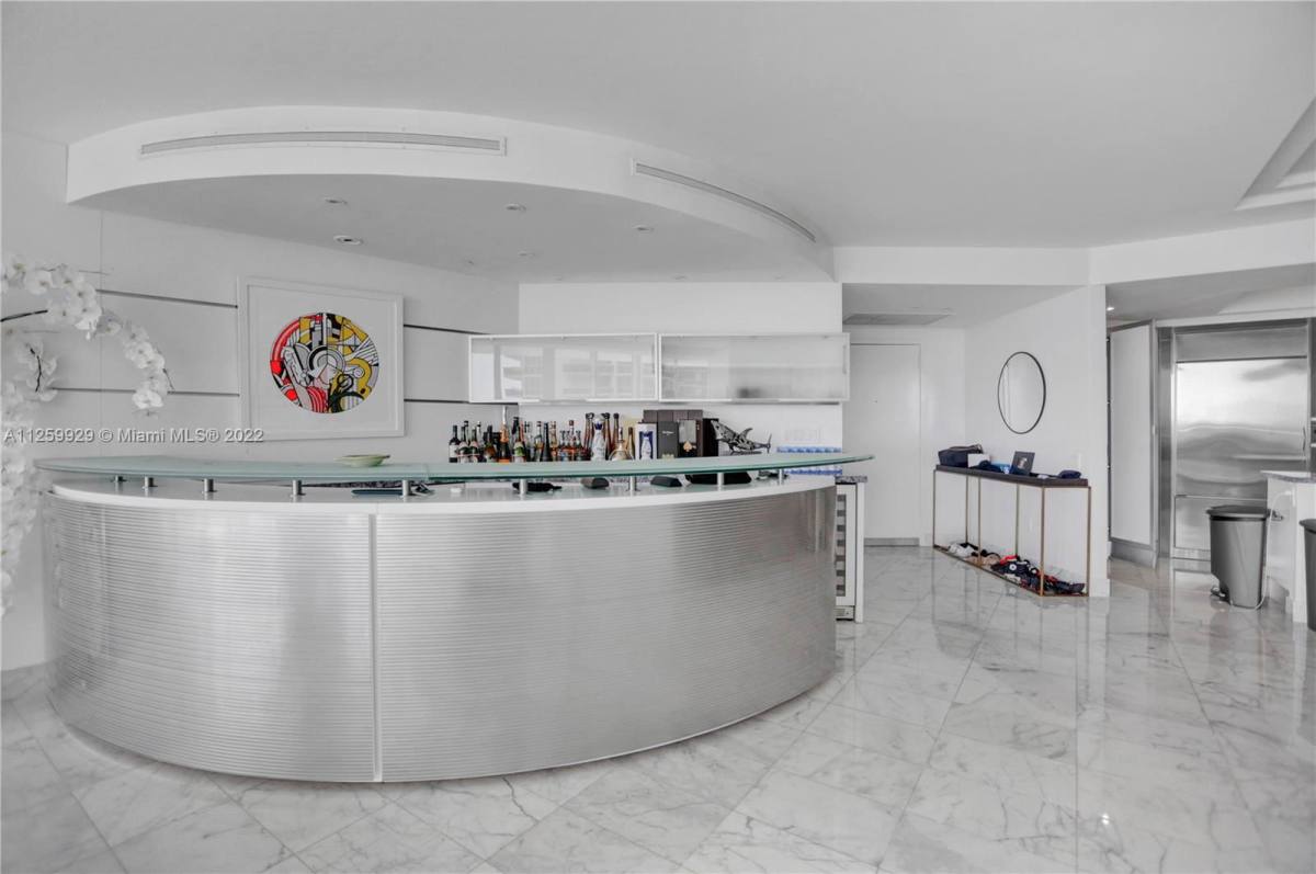 Apartment for rent at 450 Alton Rd, Miami Beach, FL 33139