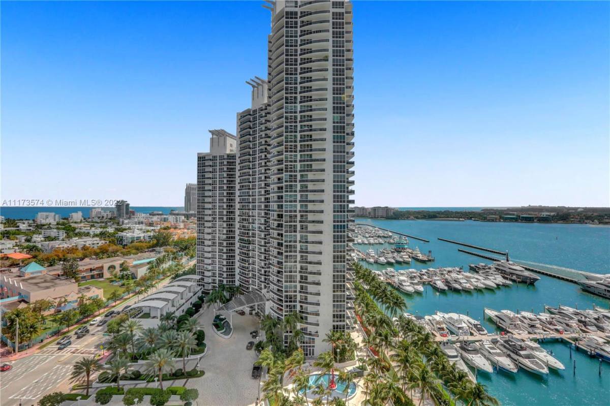 Apartment for rent at 450 Alton Rd, Miami Beach, FL 33139
