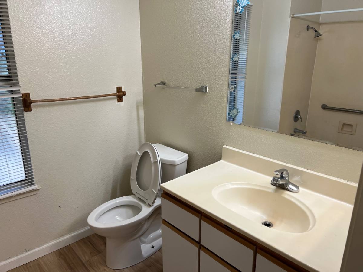 Apartment for rent at 2001 Broadway Ave #105, San Pablo, CA 94806