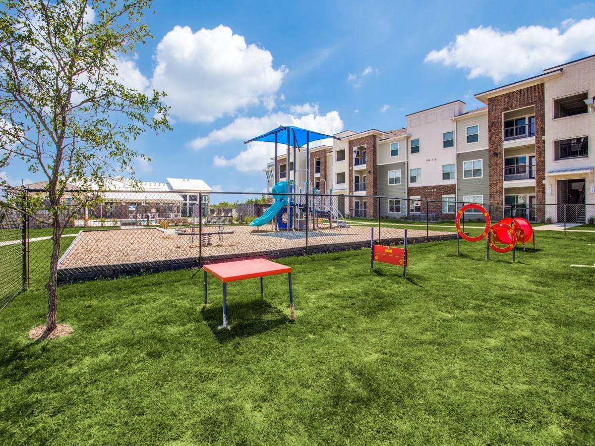 Apartment for rent at Palladium Crowley, 301 W FM, Crowley, TX 76036