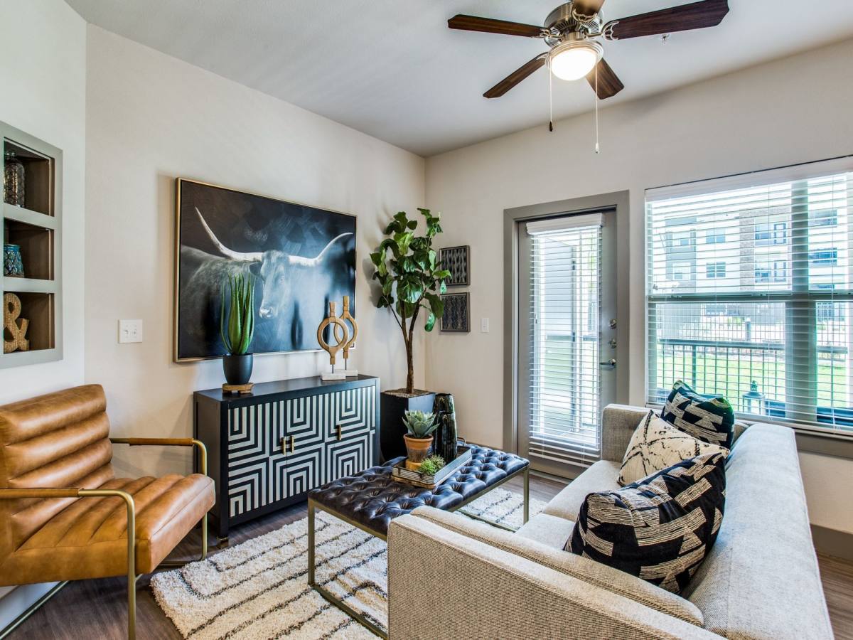 Apartment for rent at Palladium Crowley, 301 W FM, Crowley, TX 76036