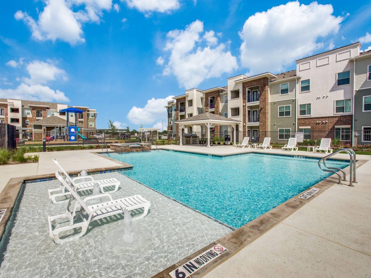 Apartment for rent at Palladium Crowley, 301 W FM, Crowley, TX 76036