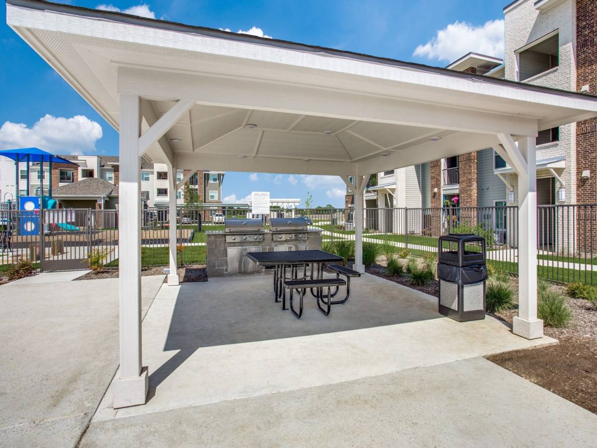 Apartment for rent at Palladium Crowley, 301 W FM, Crowley, TX 76036