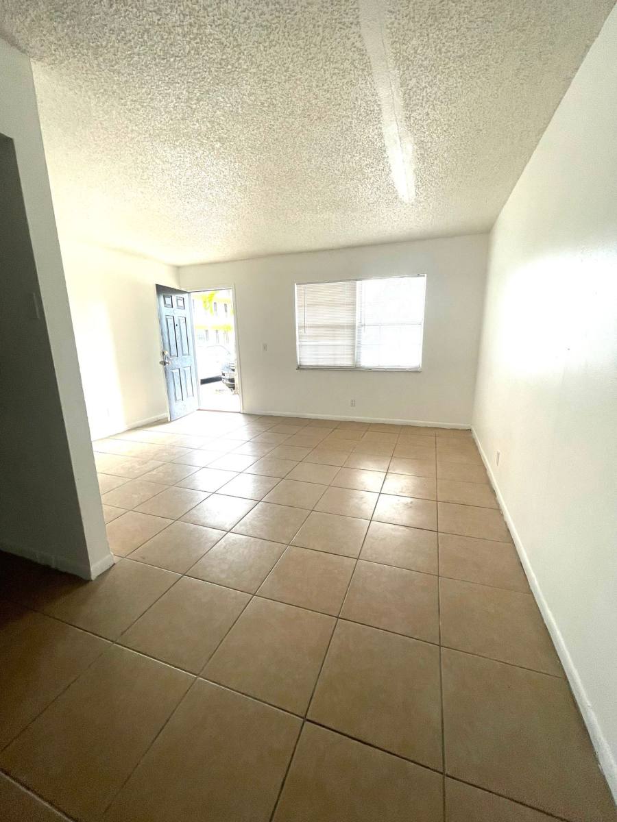 Apartment for rent at 1919 N Haverhill Rd, West Palm Beach, FL 33417